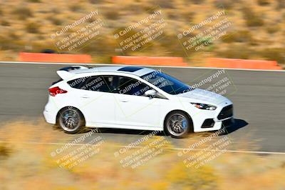 media/Nov-16-2024-Extreme Speed (Sat) [[6587d07cc4]]/Gold Group/Session 3 (The Bowl)/